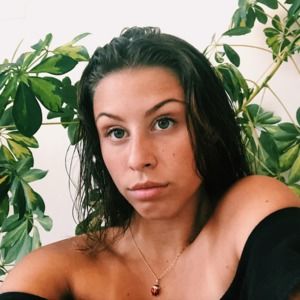 Meet your Posher, Courtney